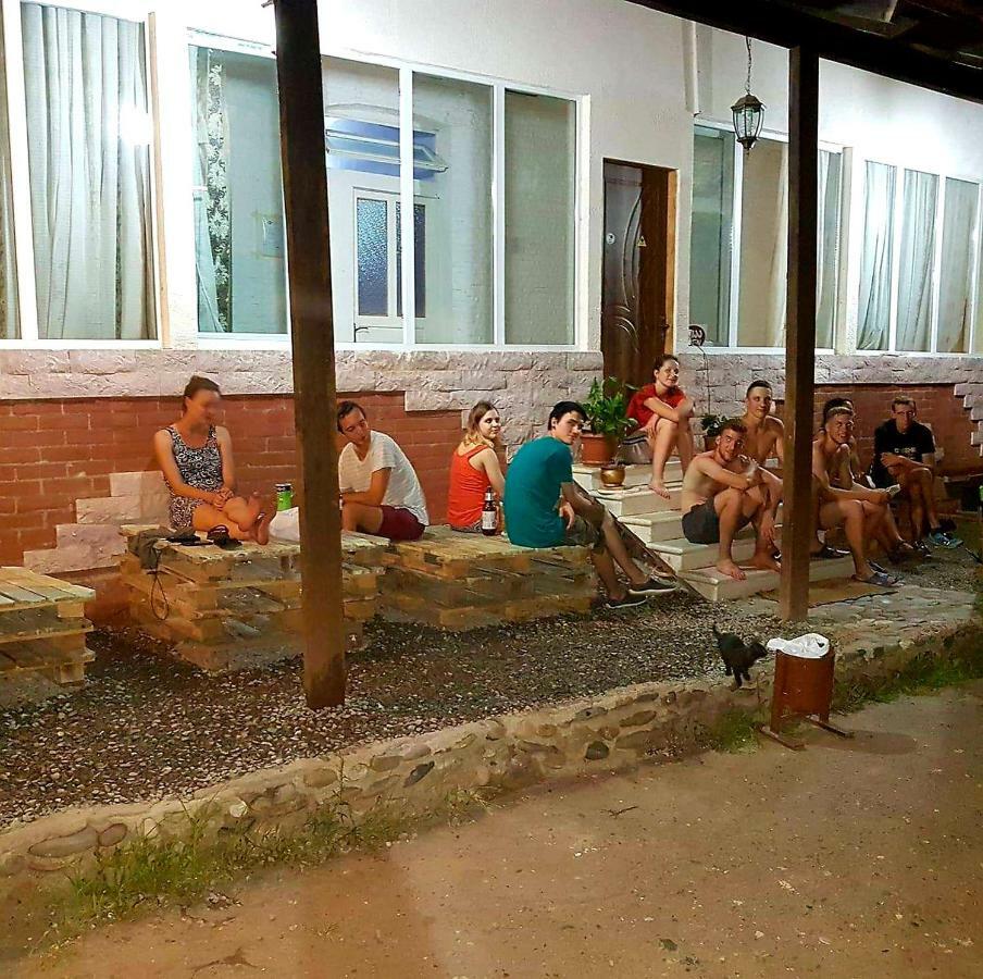 Tbilisi Yard Hostel Eksteriør billede